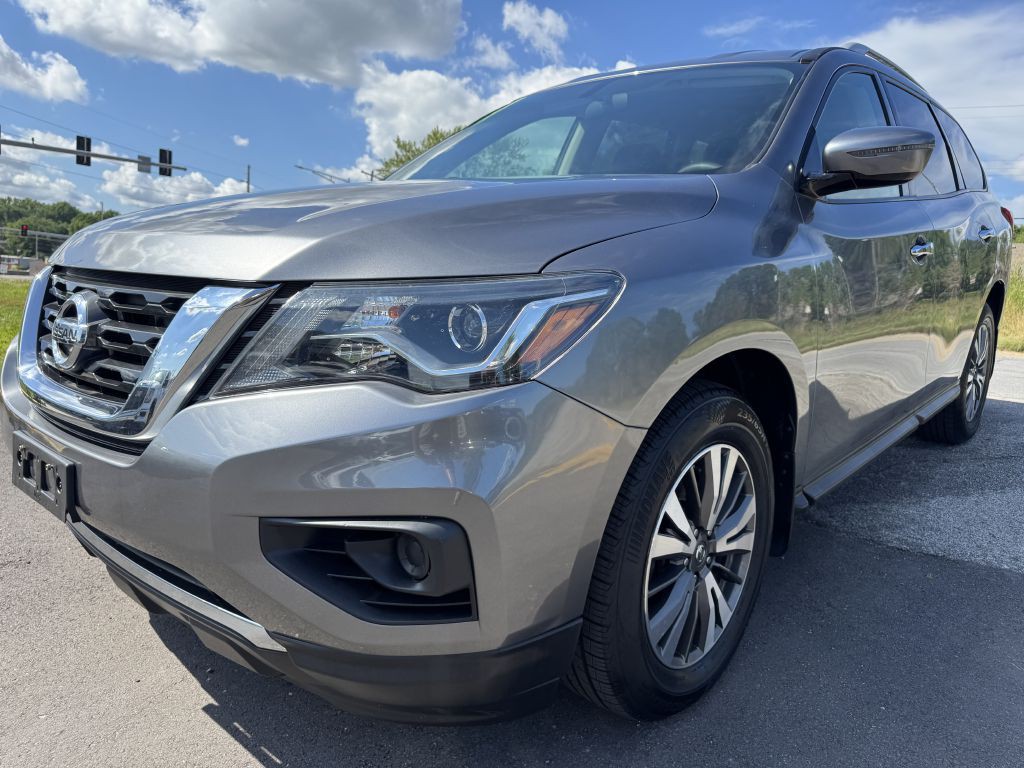 2017 Nissan Pathfinder Image 5