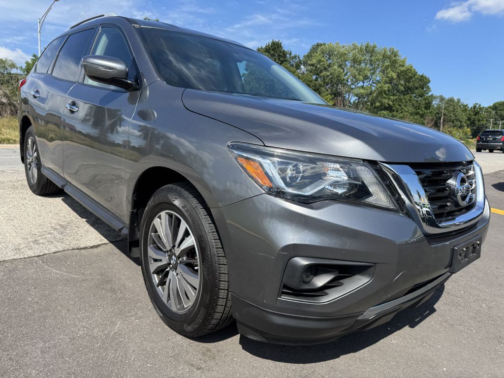 2017 Nissan Pathfinder Image 6