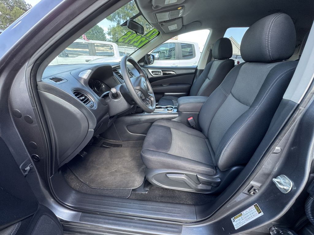 2017 Nissan Pathfinder Image 14