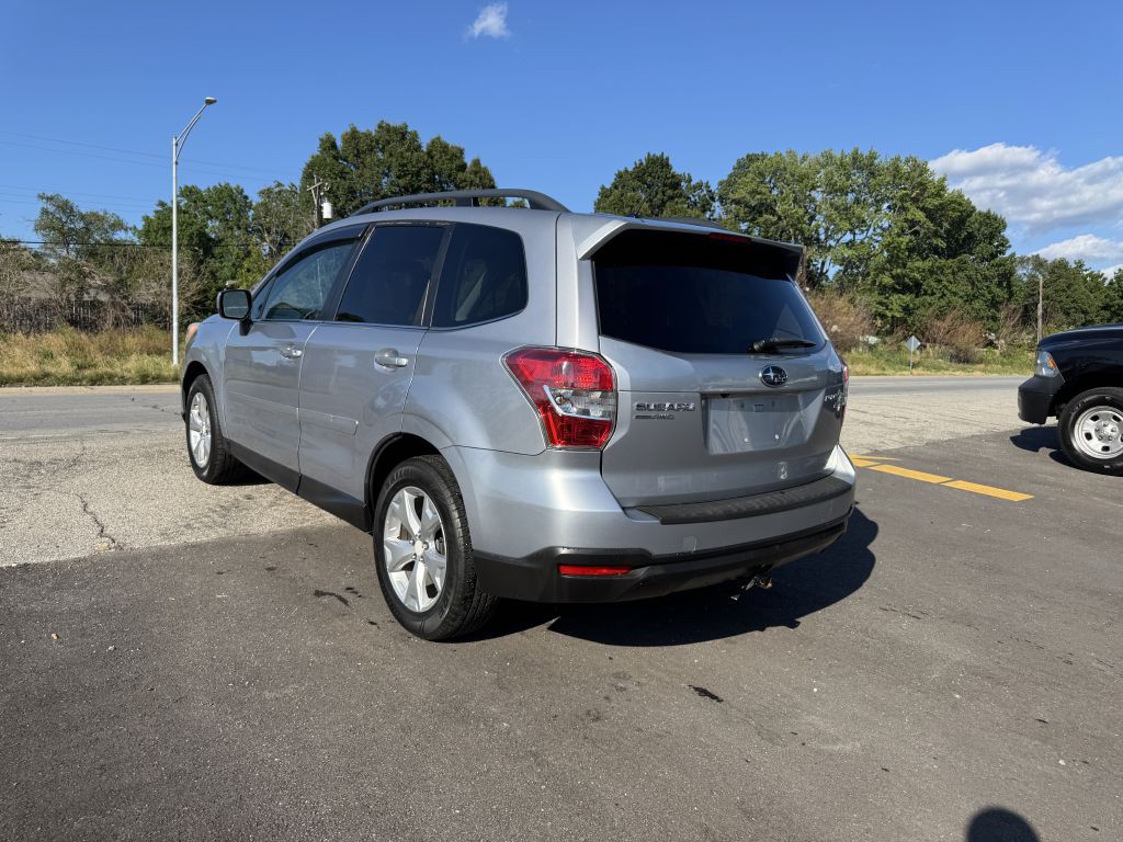2014 Subaru Forester Image 9