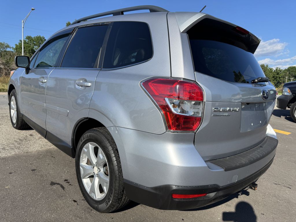 2014 Subaru Forester Image 10