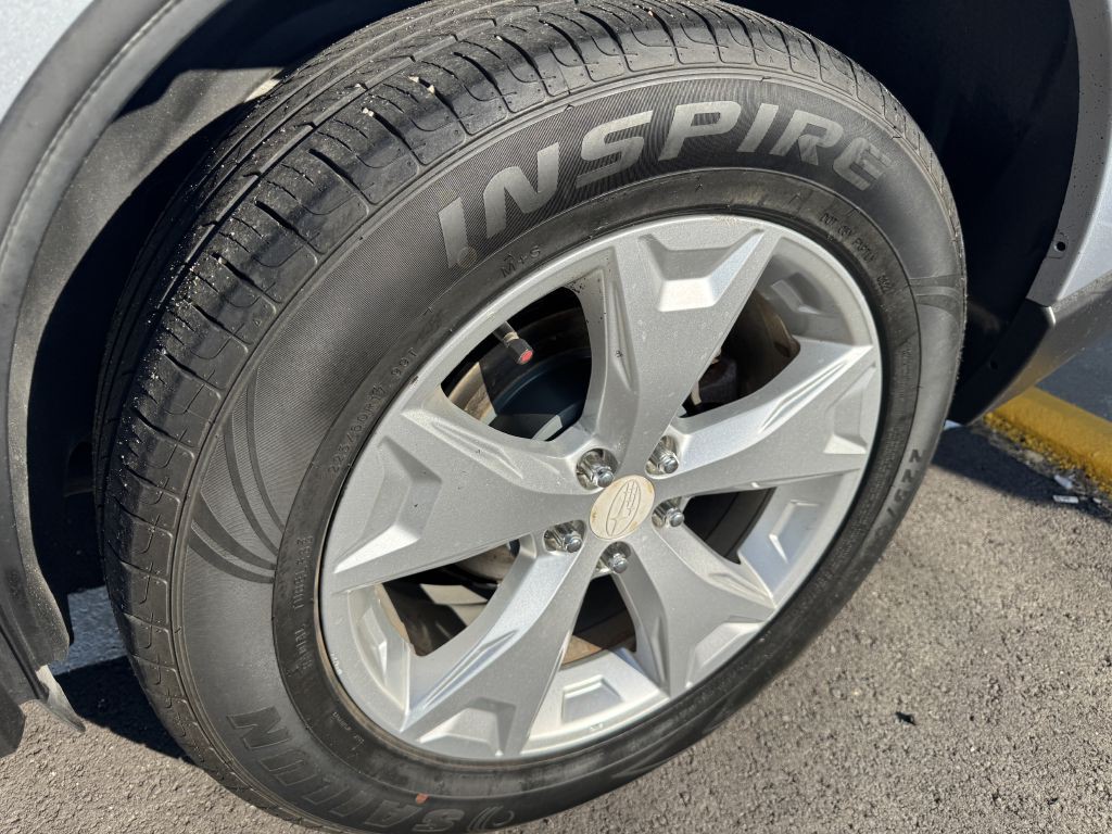 2014 Subaru Forester Image 25