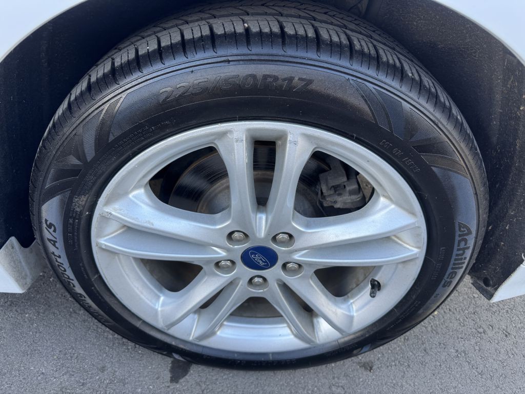 2018 Ford Fusion Image 32