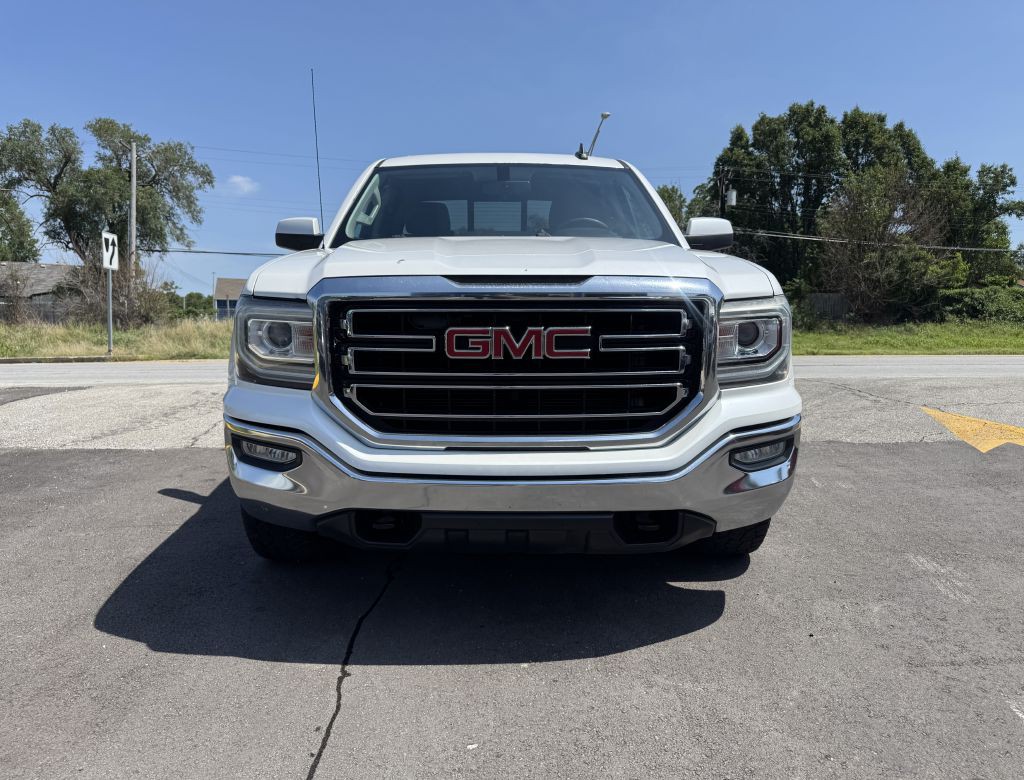 2017 GMC Sierra Image 7
