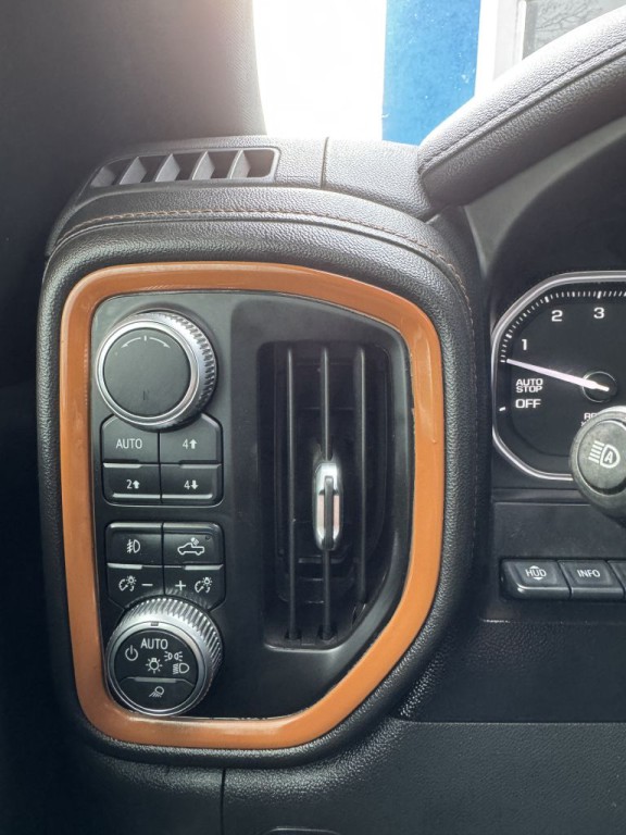 2019 GMC Sierra Image 32