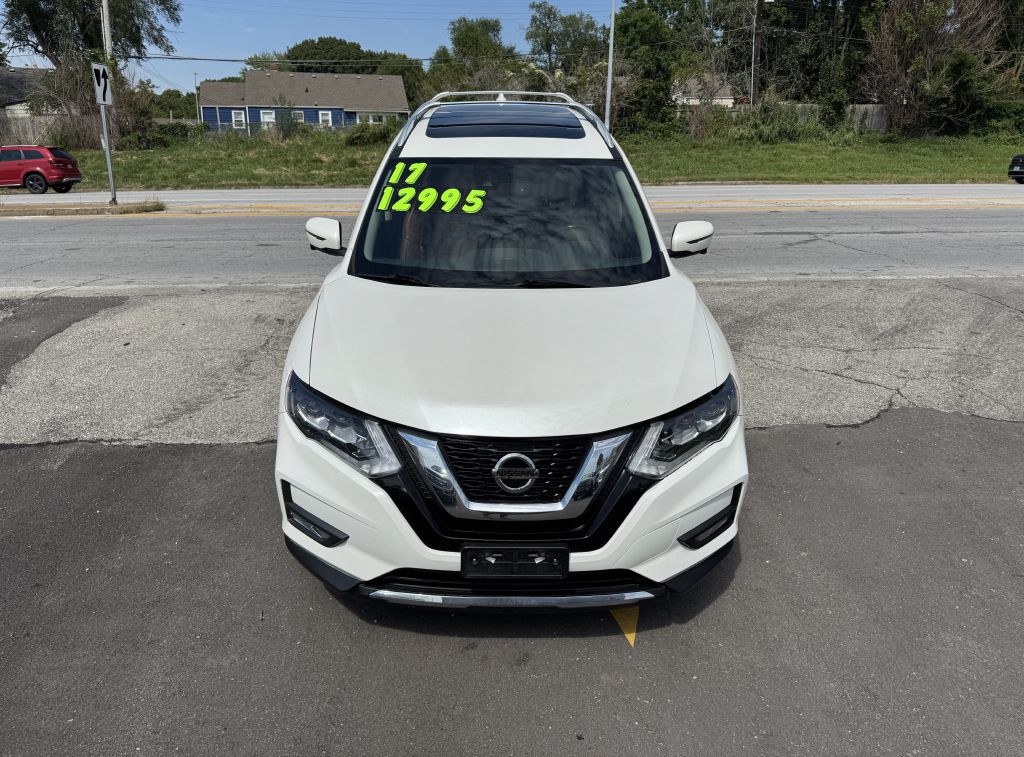 2017 Nissan Rogue Image 2