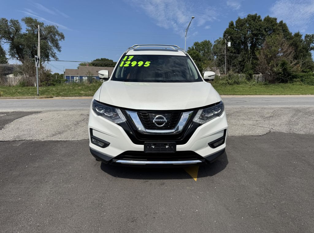 2017 Nissan Rogue Image 3