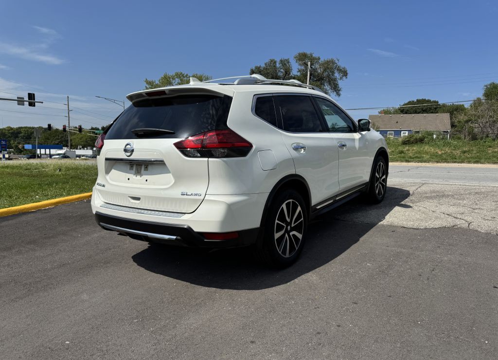 2017 Nissan Rogue Image 13