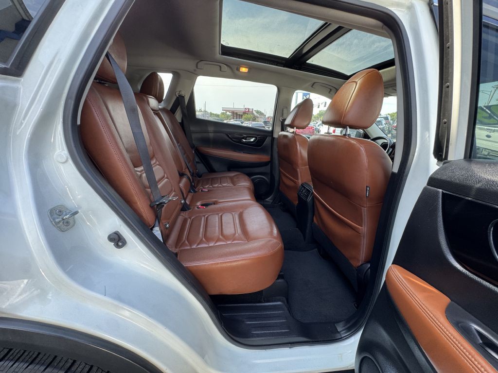 2017 Nissan Rogue Image 20