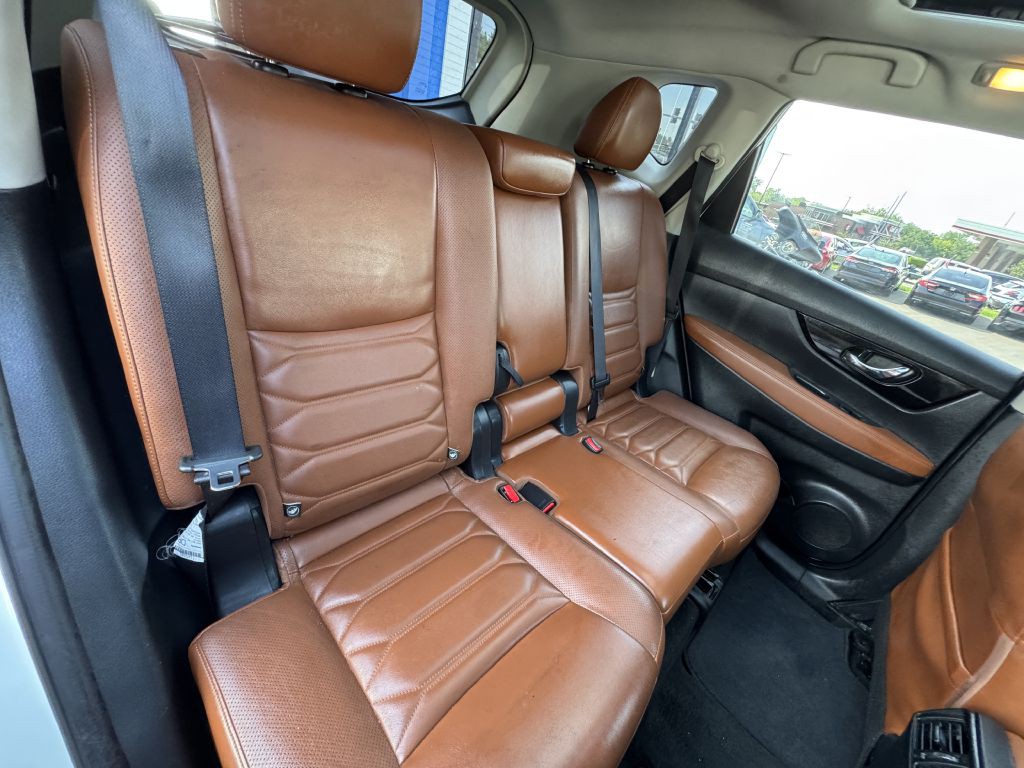 2017 Nissan Rogue Image 21