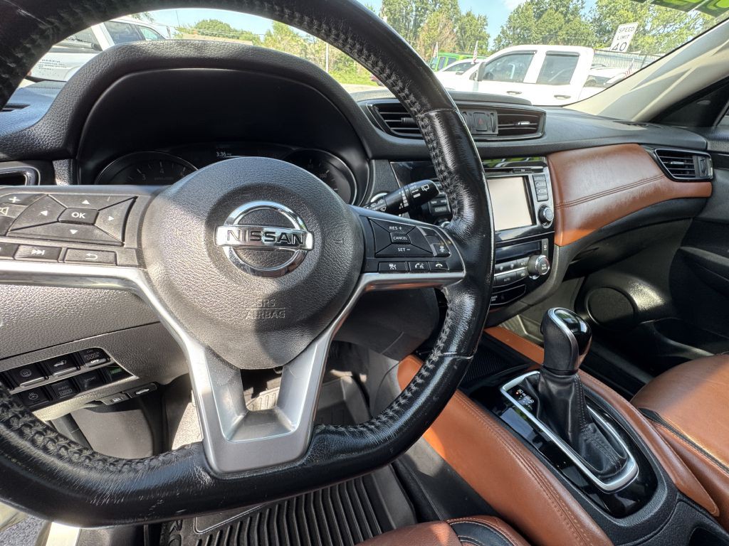 2017 Nissan Rogue Image 26