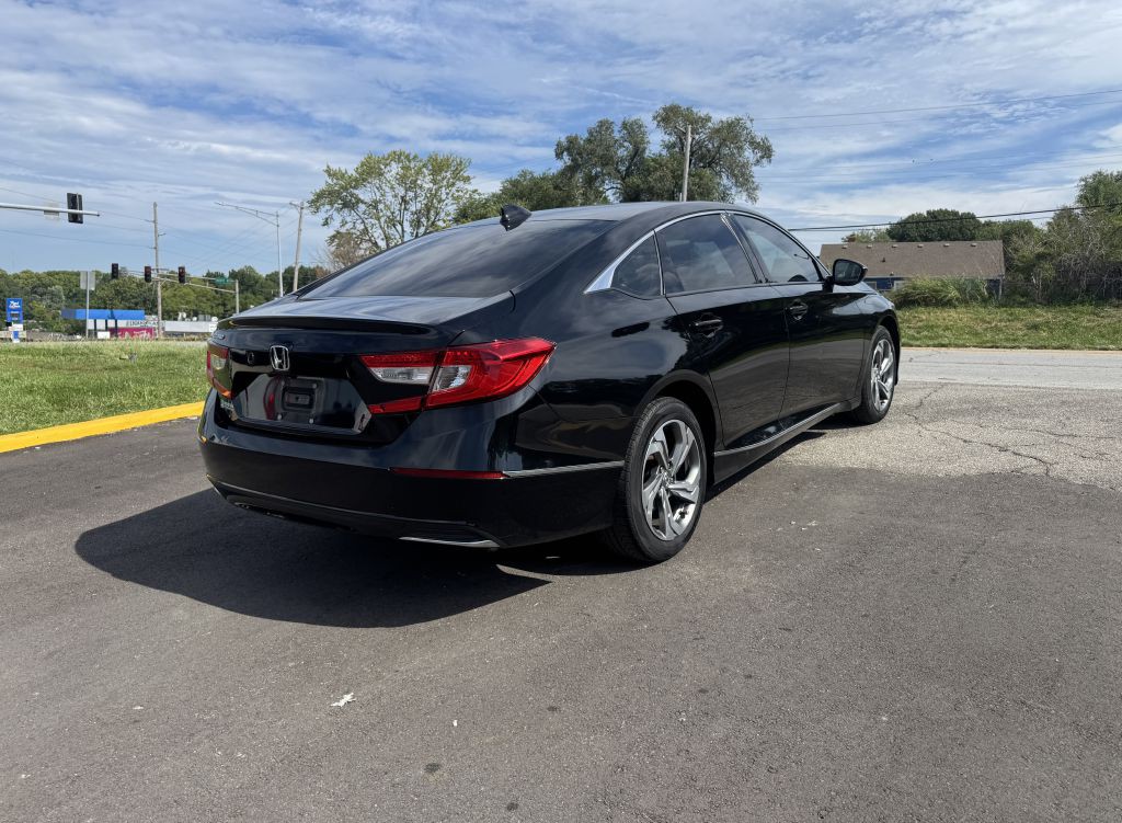 2018 Honda Accord Image 11