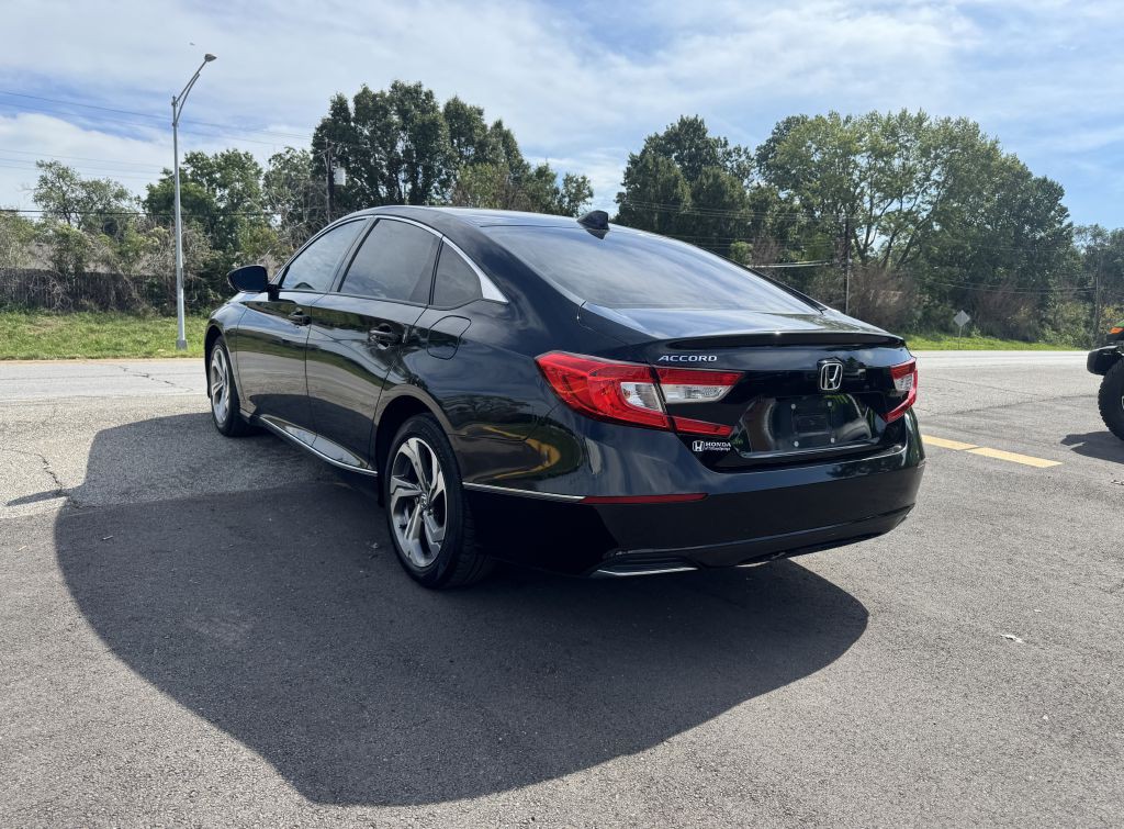 2018 Honda Accord Image 13