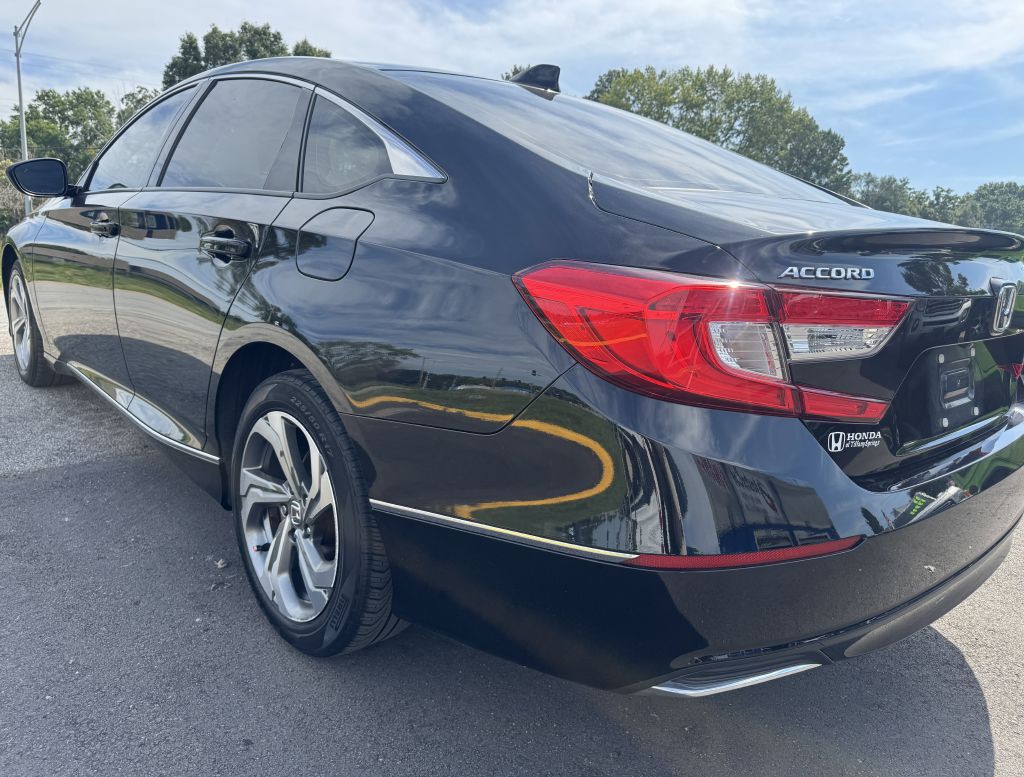 2018 Honda Accord Image 14