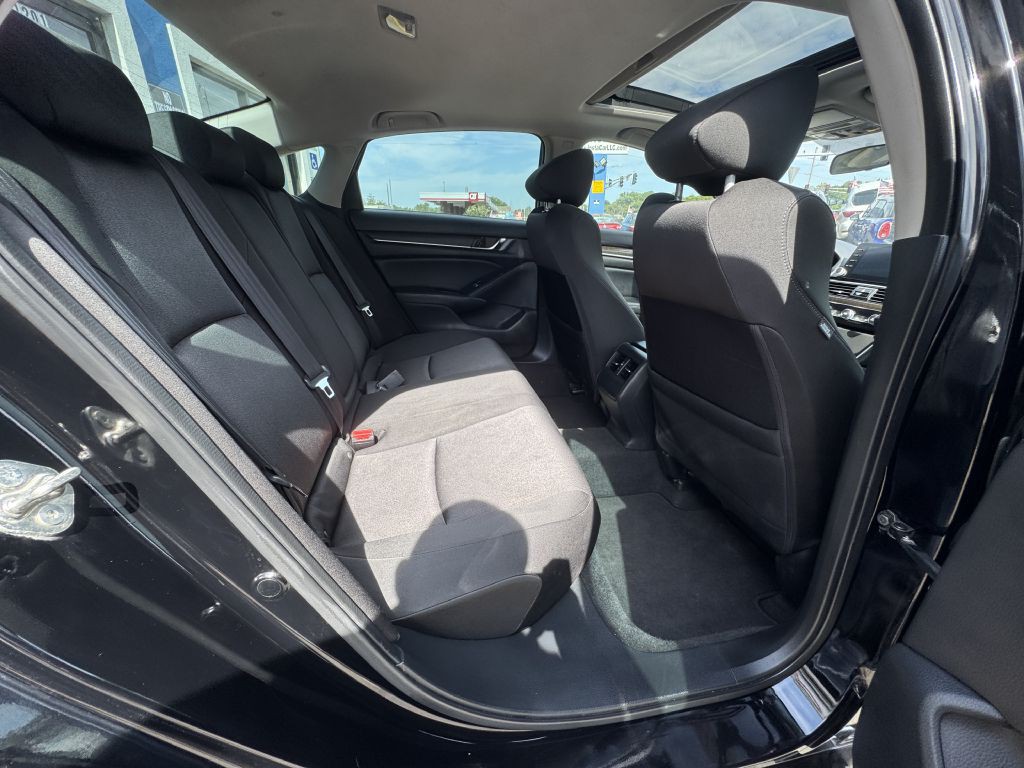 2018 Honda Accord Image 19