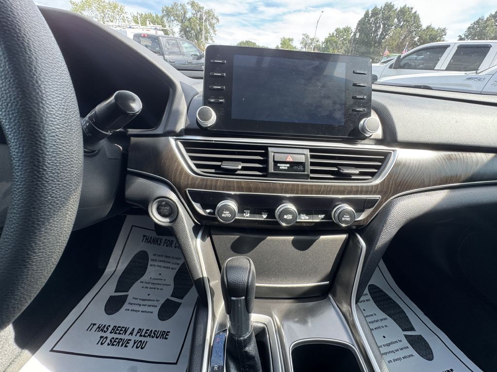 2018 Honda Accord Image 24