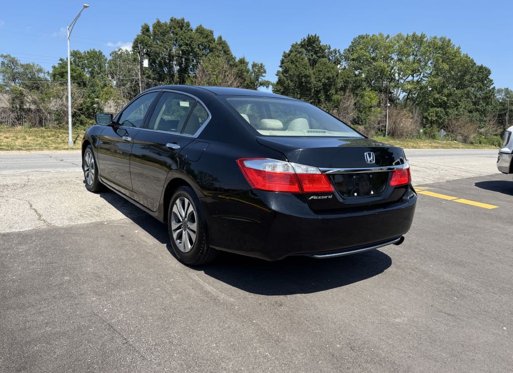 2015 Honda Accord Image 8