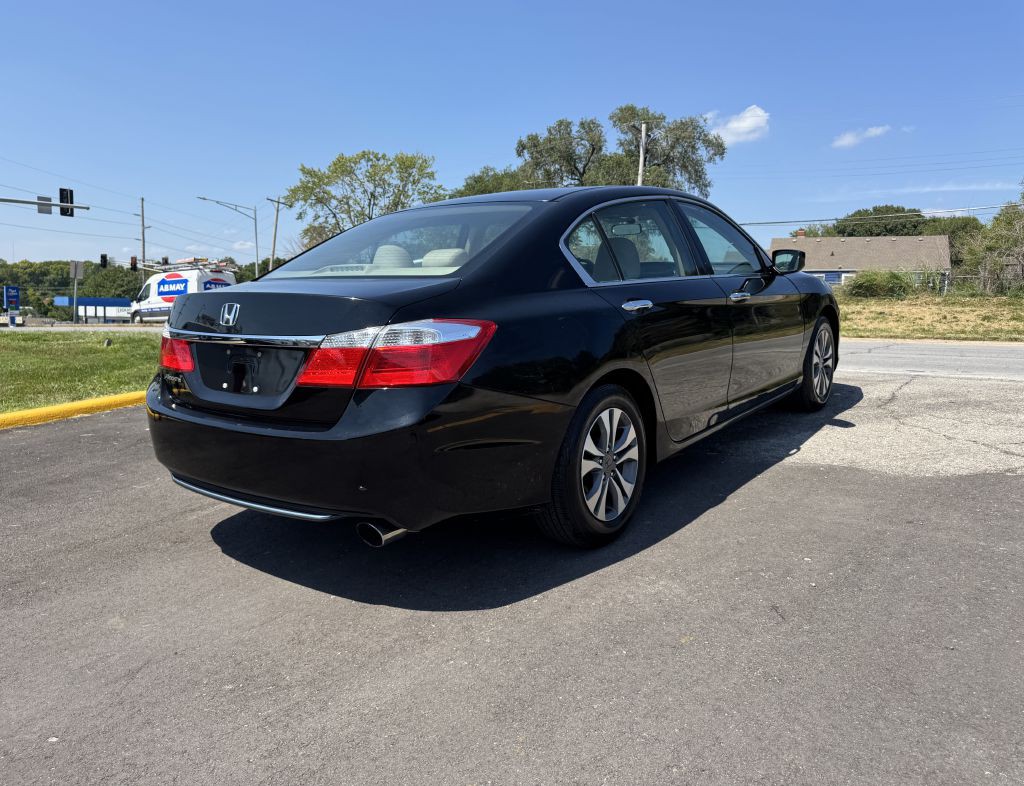 2015 Honda Accord Image 12