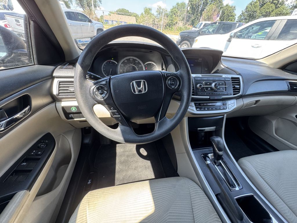 2015 Honda Accord Image 21