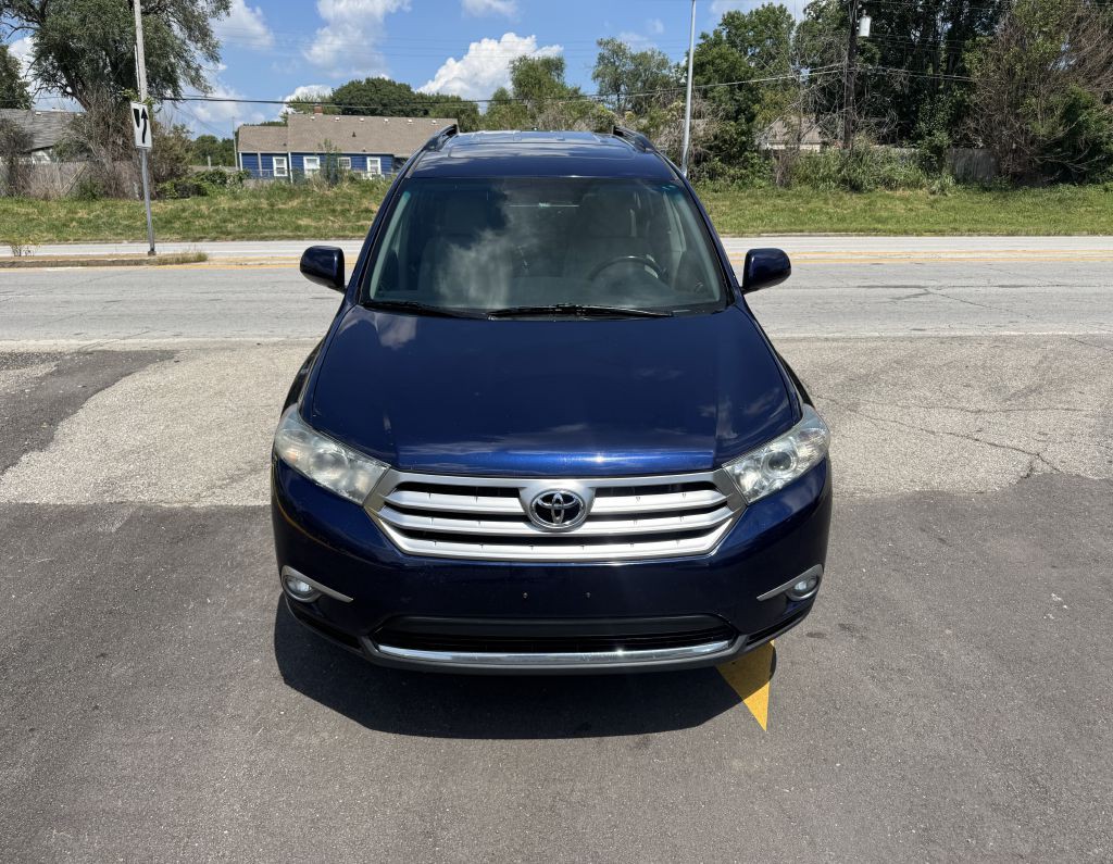 2012 Toyota Highlander Image 2