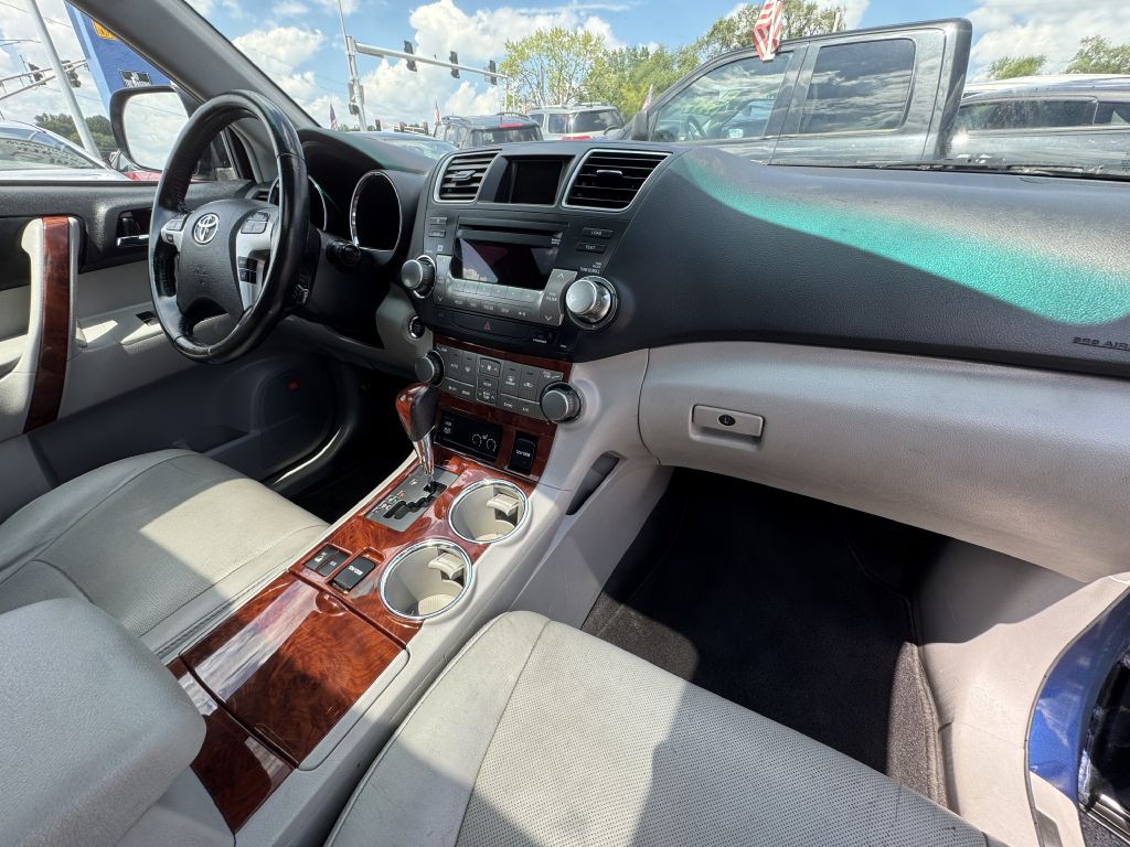 2012 Toyota Highlander Image 27