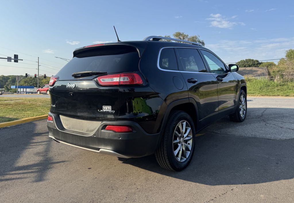 2018 Jeep Cherokee Image 13