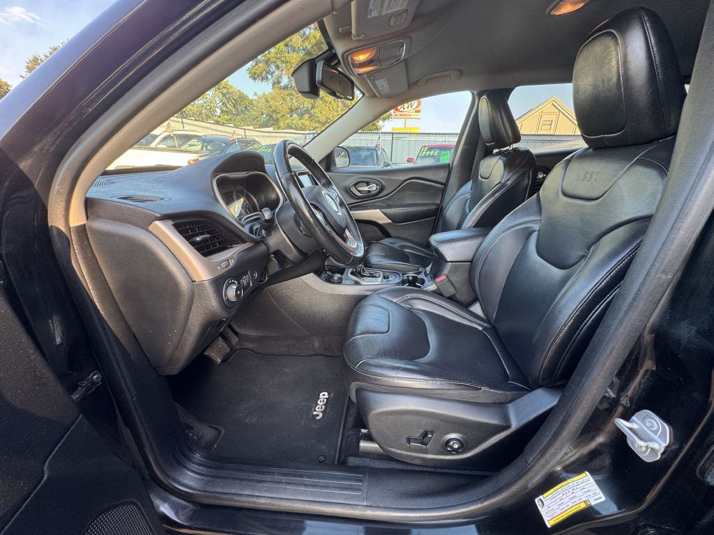 2018 Jeep Cherokee Image 23