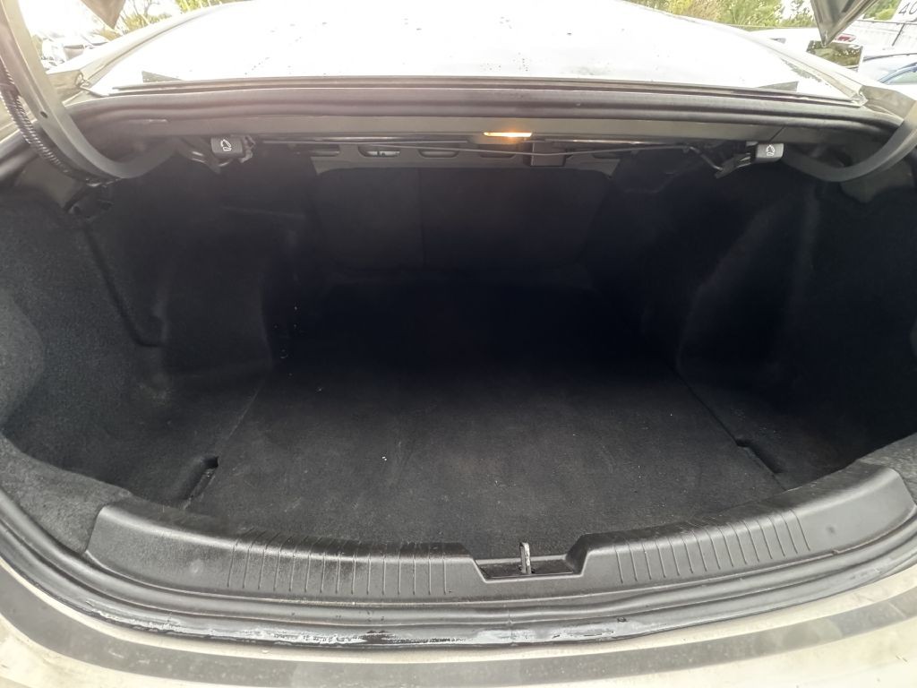 2017 Chevrolet Malibu Image 21