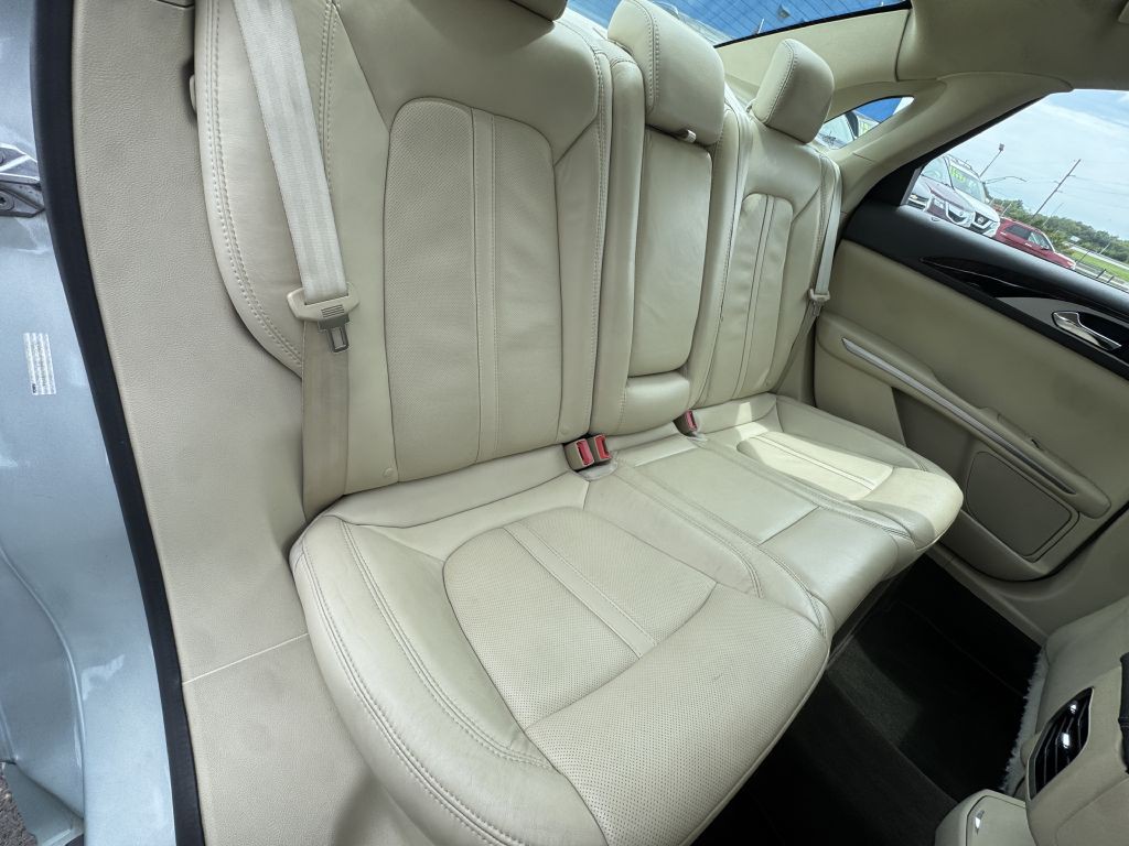 2014 Lincoln MKZ Image 21