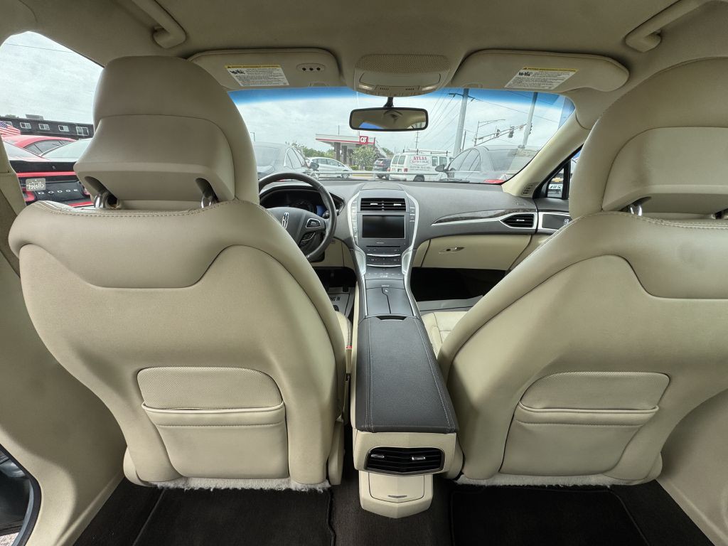 2014 Lincoln MKZ Image 26