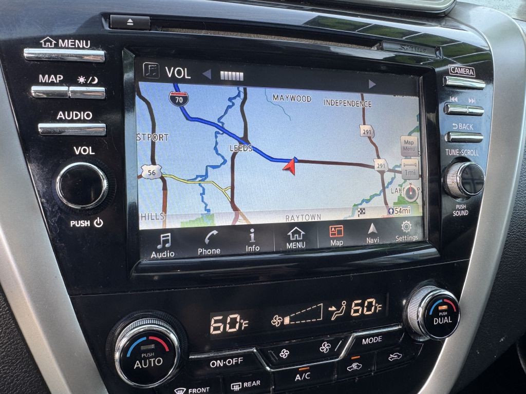 2015 Nissan Murano Image 18