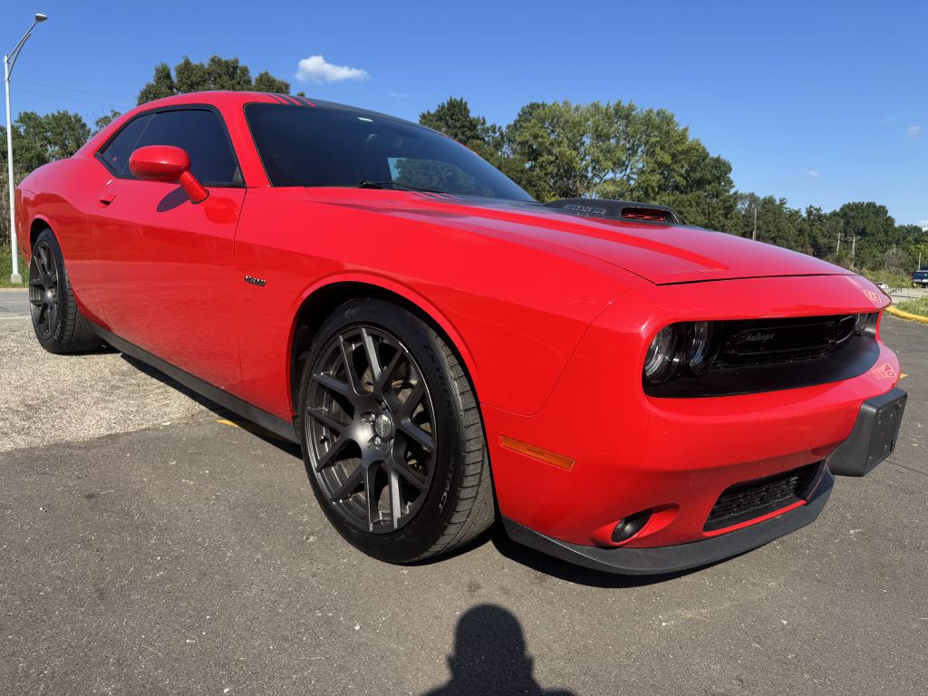 2016 Dodge Challenger Image 3