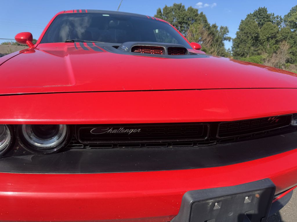 2016 Dodge Challenger Image 6