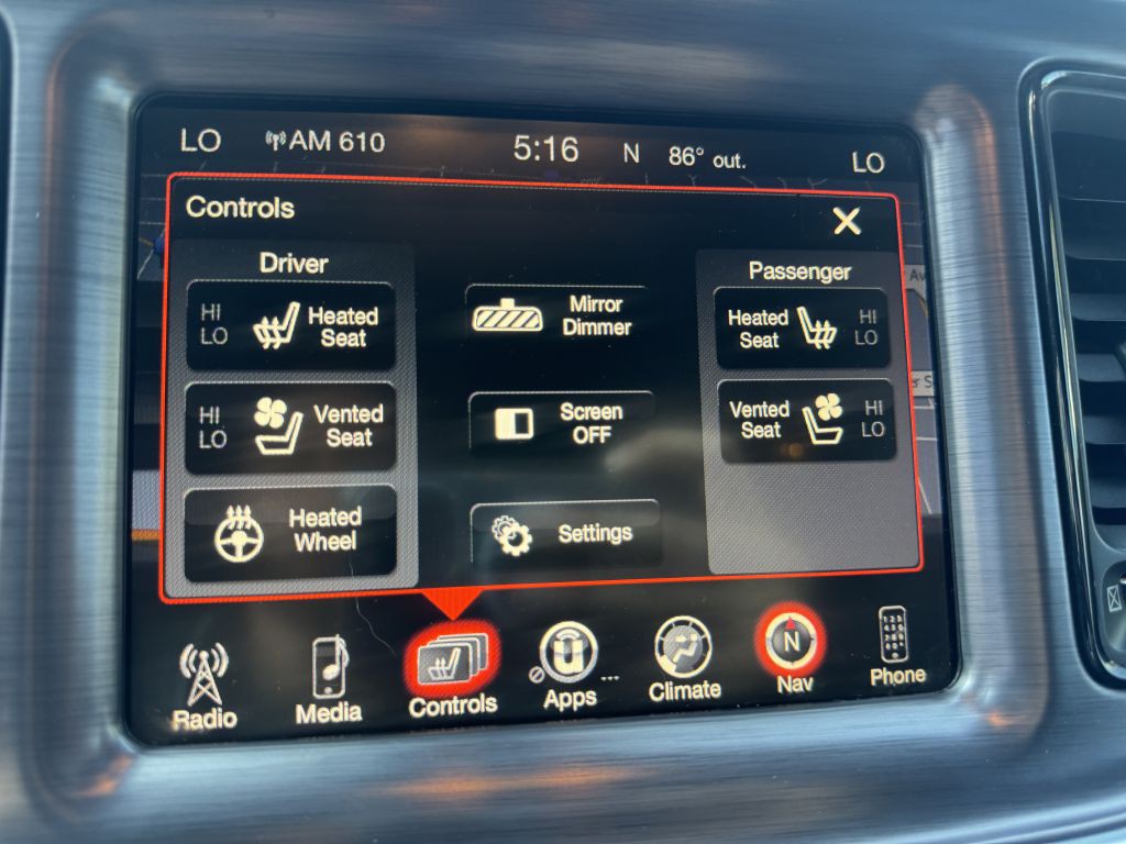 2016 Dodge Challenger Image 18