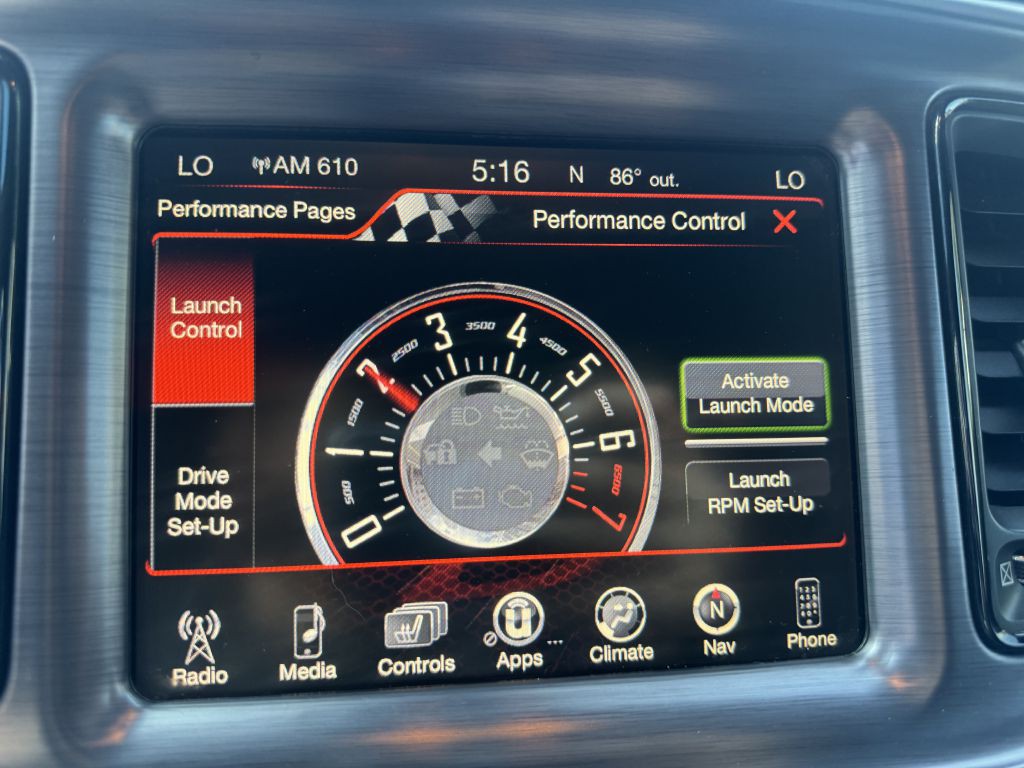 2016 Dodge Challenger Image 19