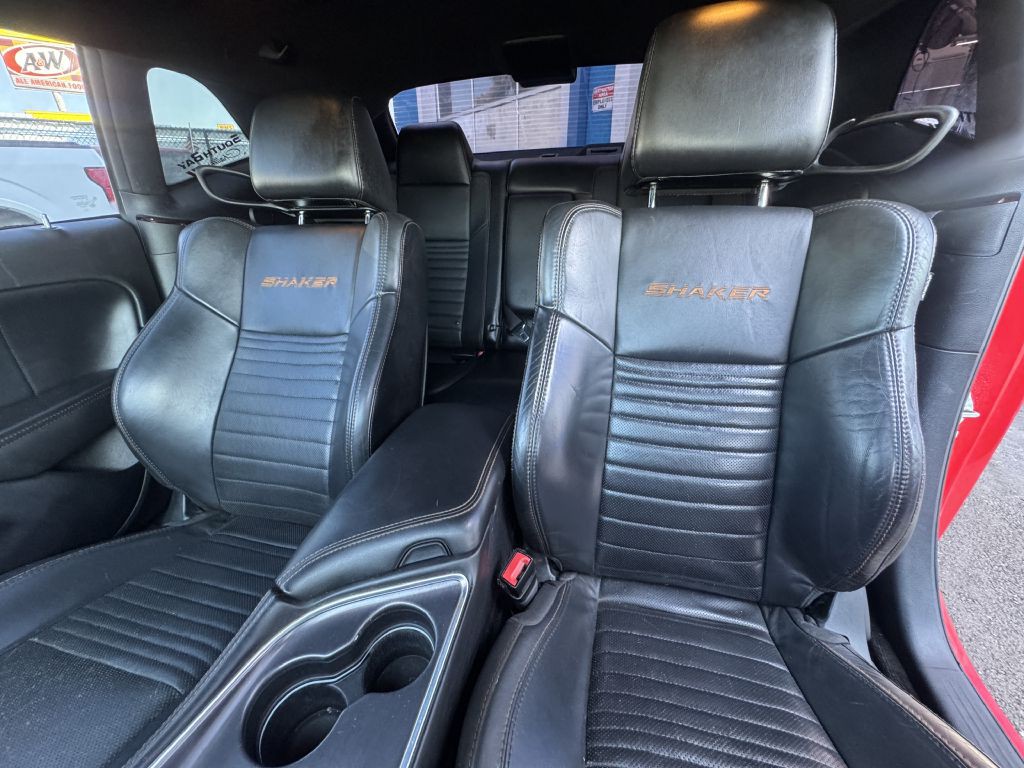 2016 Dodge Challenger Image 24