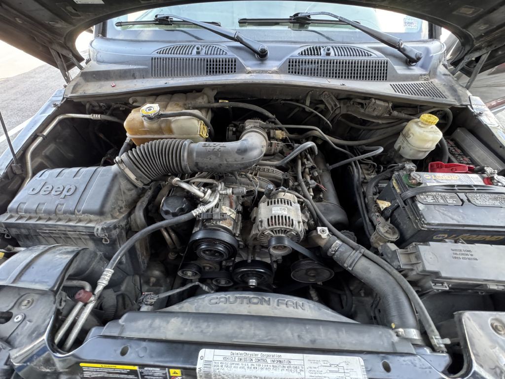 2006 Jeep Liberty Image 21