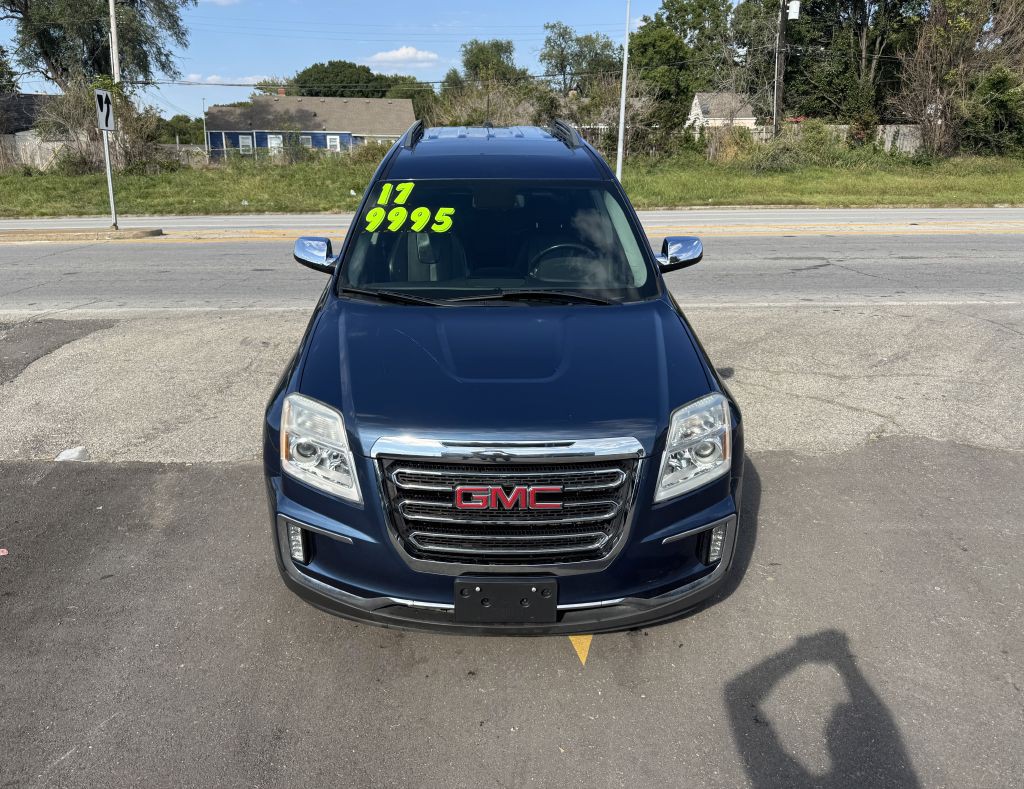 2017 GMC Terrain Image 2