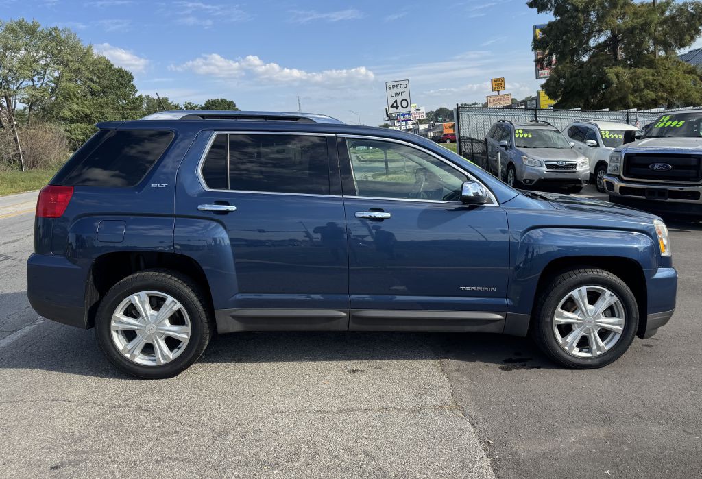 2017 GMC Terrain Image 6