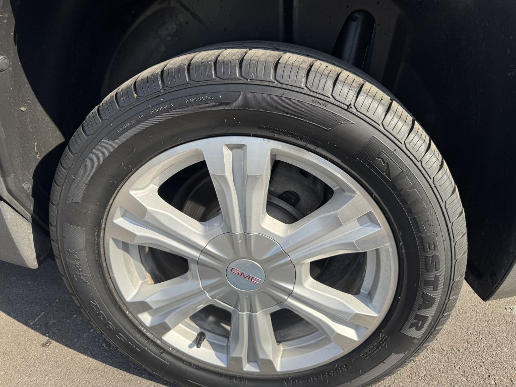 2017 GMC Terrain Image 14