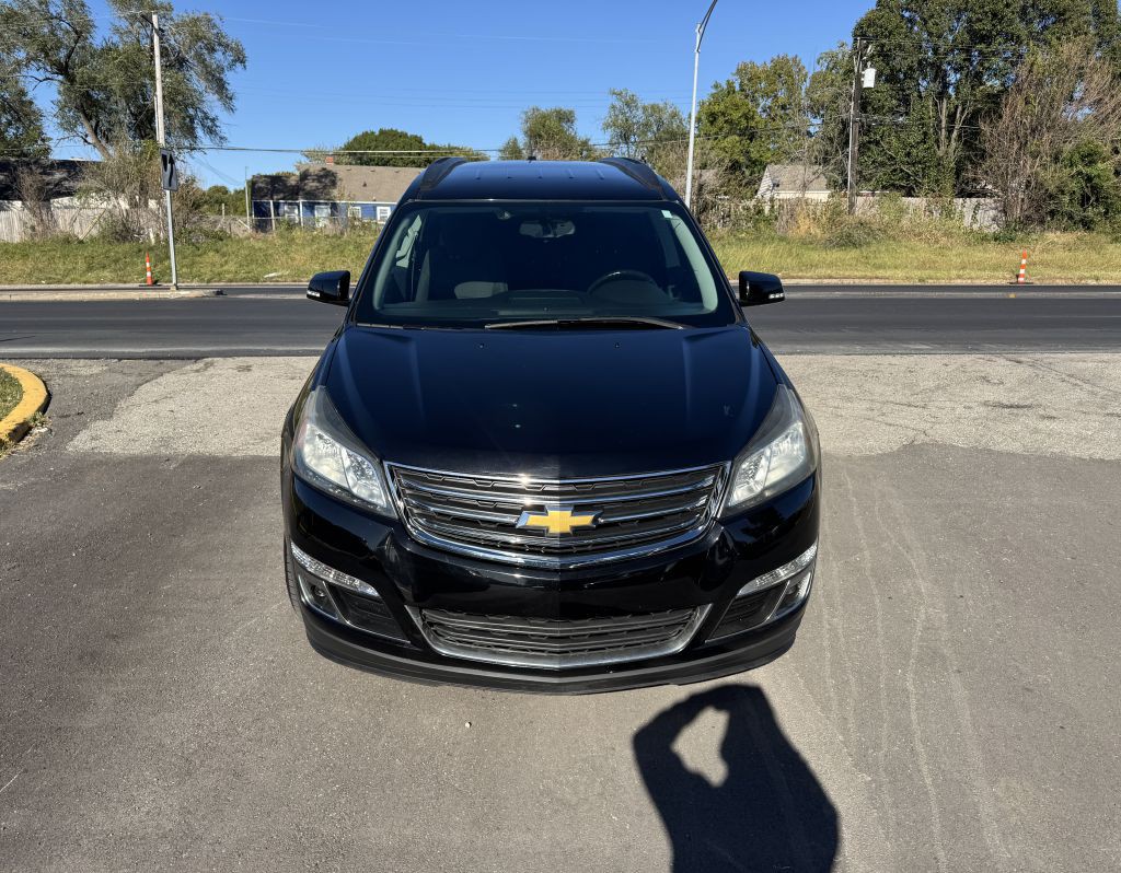 2017 Chevrolet Traverse Image 2