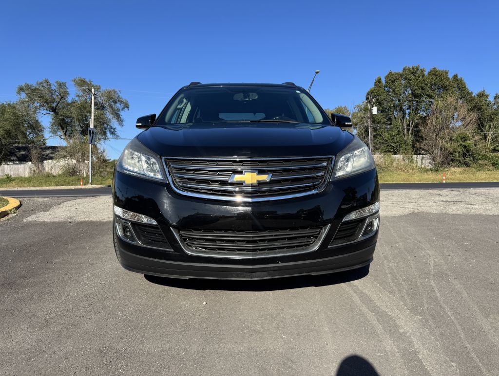 2017 Chevrolet Traverse Image 3
