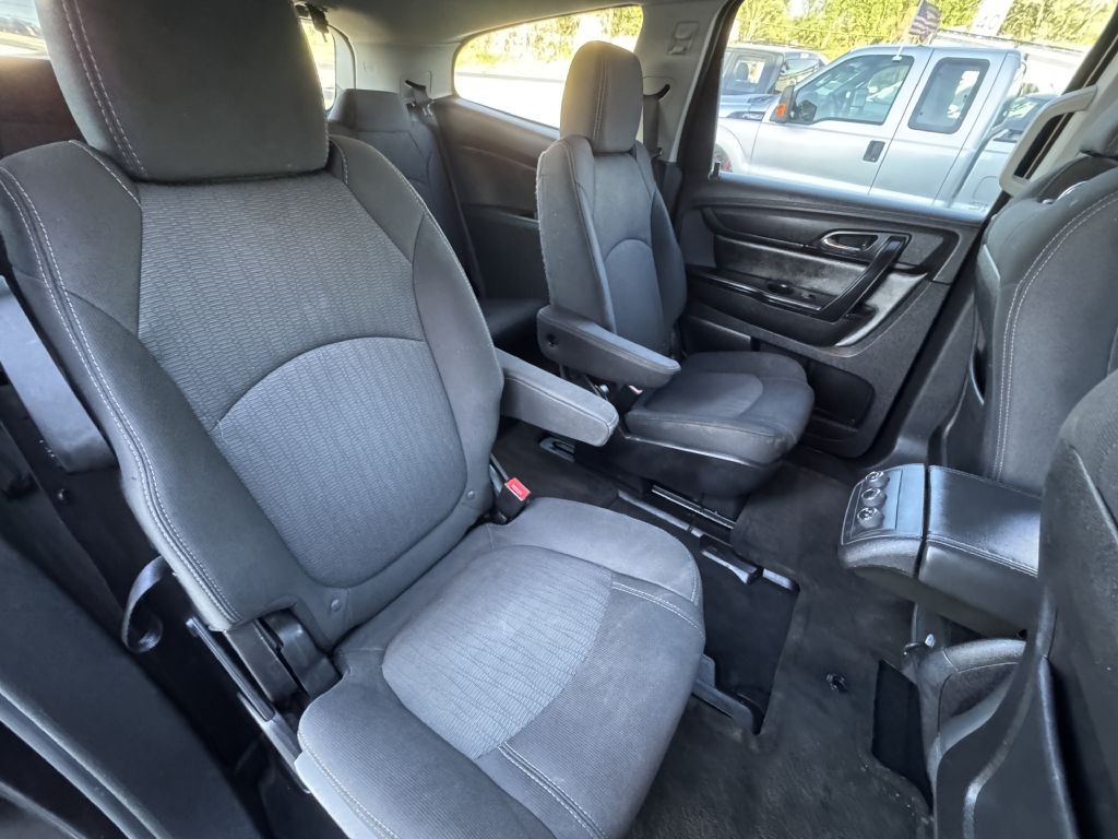 2017 Chevrolet Traverse Image 23