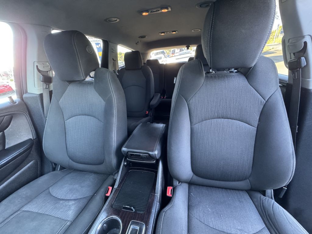 2017 Chevrolet Traverse Image 25