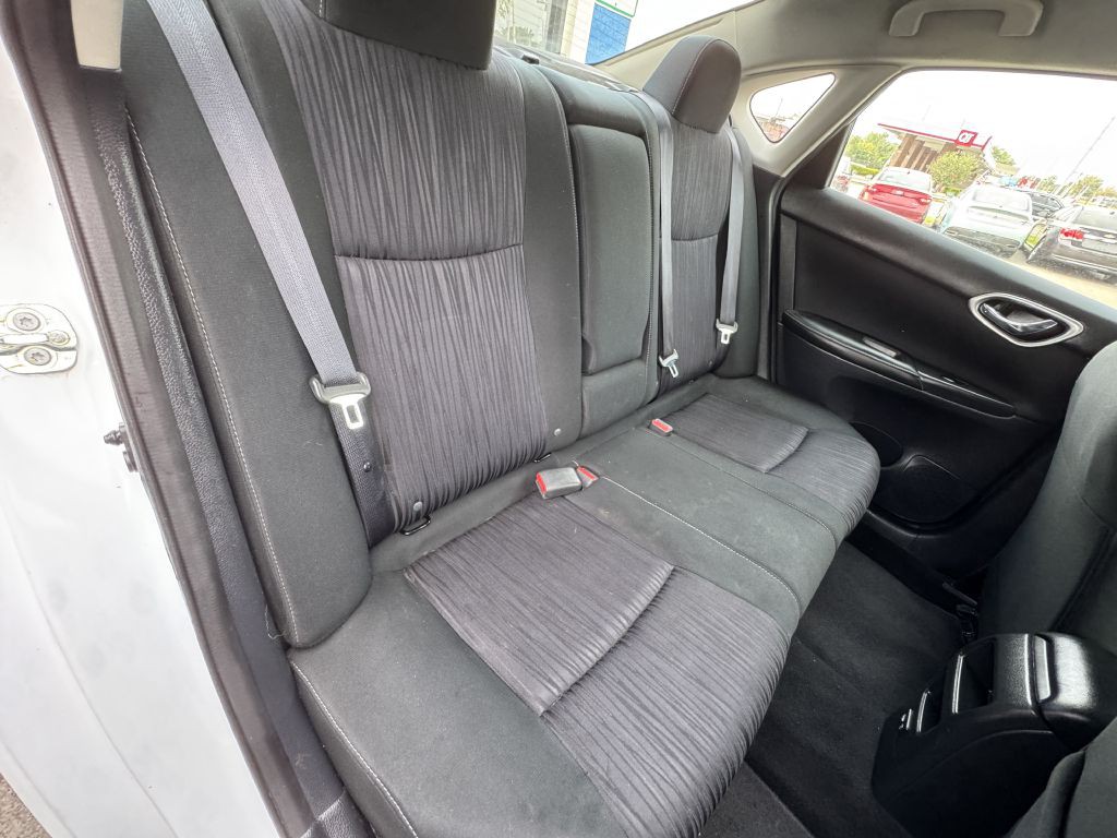 2019 Nissan Sentra Image 28