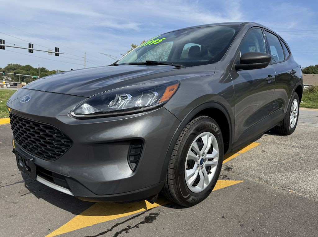 2021 Ford Escape Image 2