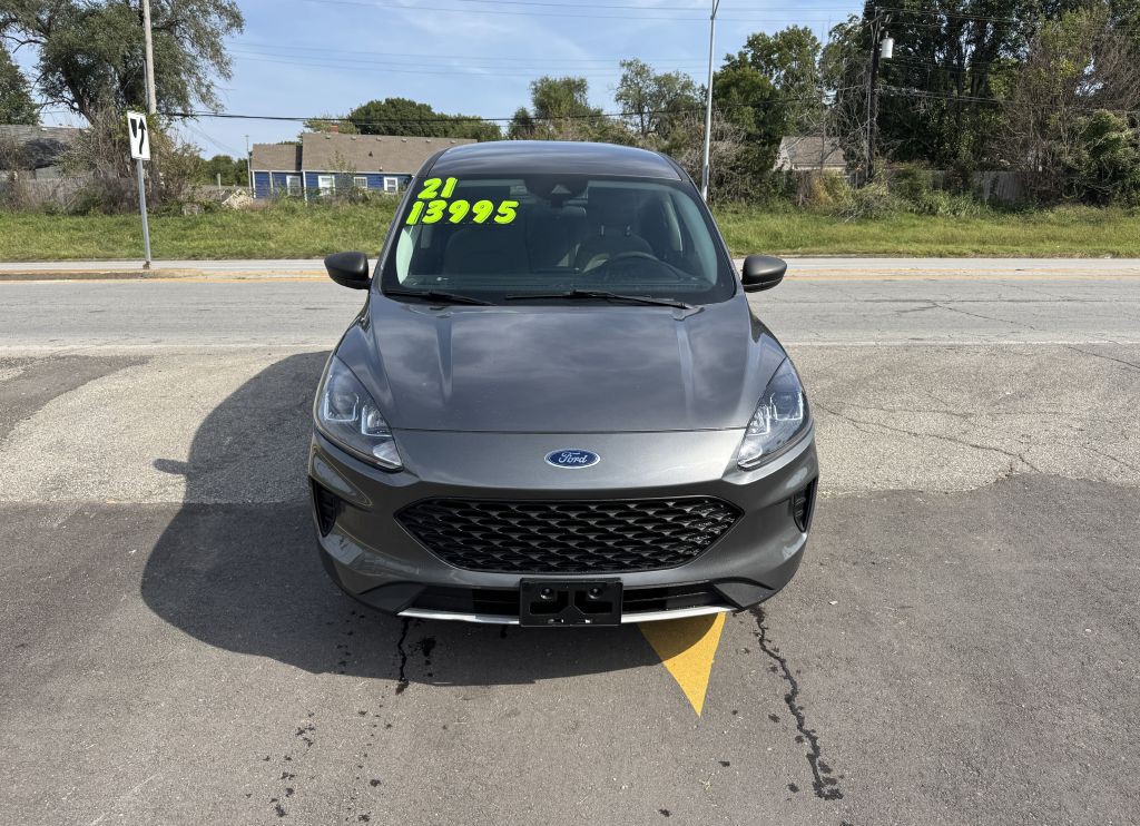 2021 Ford Escape Image 3
