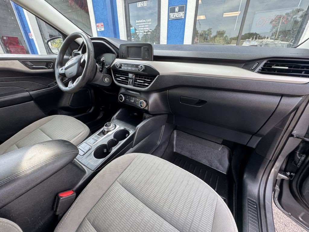 2021 Ford Escape Image 24