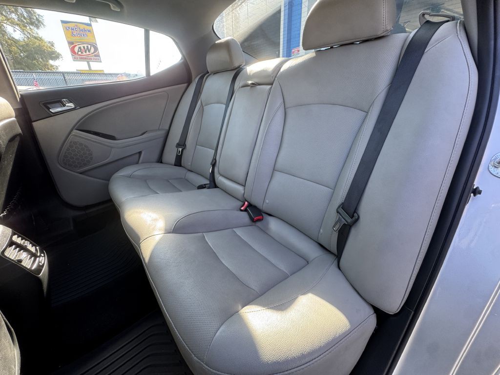 2015 Kia Optima Image 21