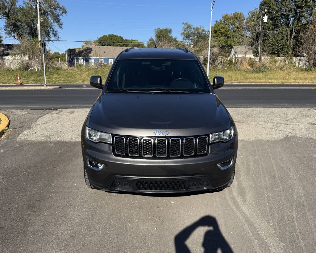 2017 Jeep Grand Cherokee Image 3